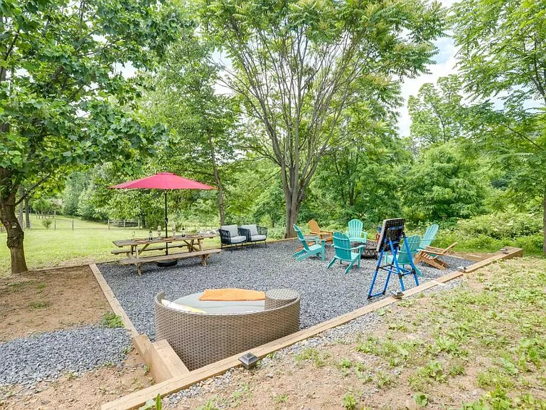 68 Skunk Hollow Ln #B — Photo 13