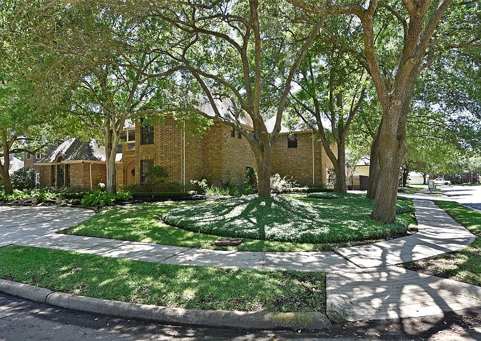 1st image of 2215 Shady Trail Ct