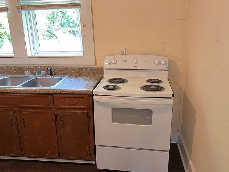 600B Gamble St — Photo 7