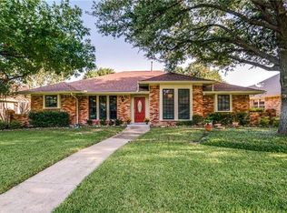 9715 Amberley Dr, Dallas, TX 75243