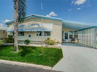 2122 Kahala Dr, Holiday, FL 34691