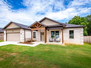 914 E East Dell Vista Cv, Cabot, AR 72023