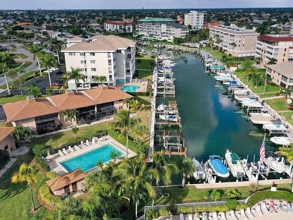 1st image of 921 Panama Ct #2