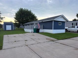 511 E 1st St Unit 11, Huxley, IA 50124