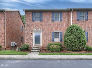 33 Oak Leaf Cir #33, Johnson City, TN 37601