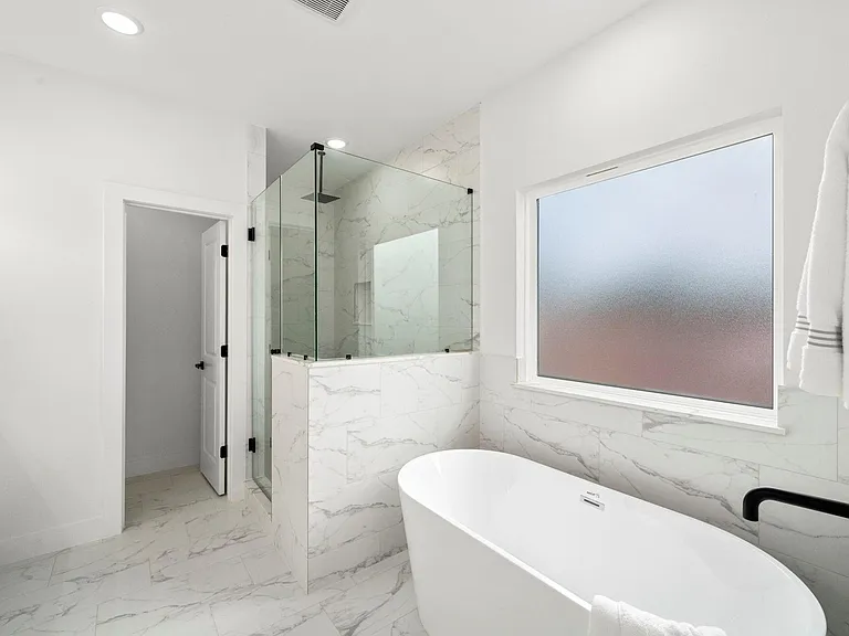 5516 Hardy St — Photo 19