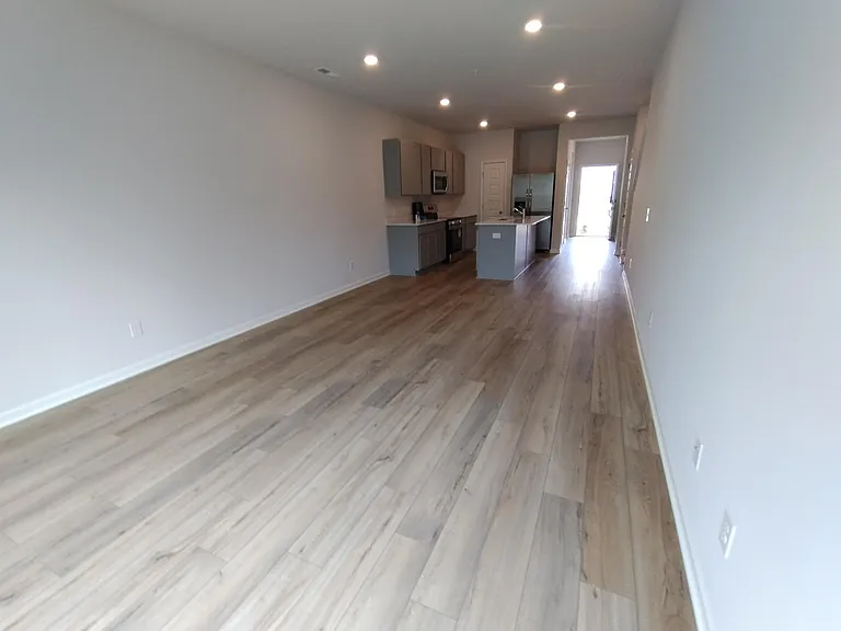 691 Birdie Dr — Photo 4