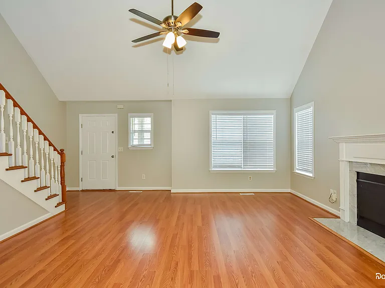 3420 Whitesail Ct — Photo 6