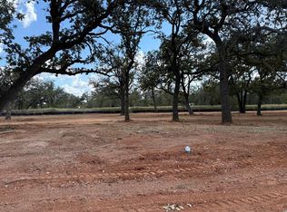 809 Lupine Ln, Fredericksburg, TX 78624
