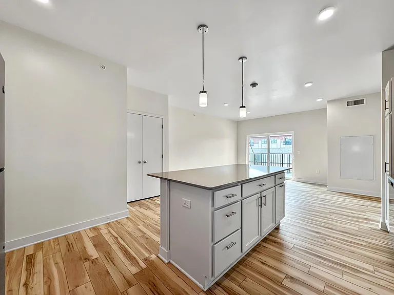 Stratford Pointe — Photo 90