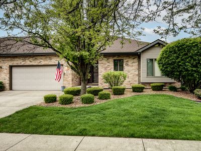 165 Fairfield Dr #35B, New Lenox, IL, 60451