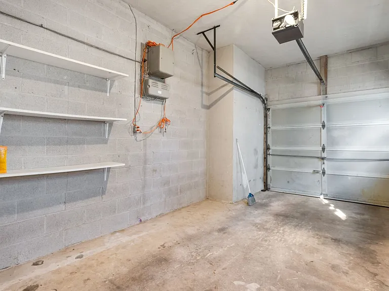3638 Alton Pl NW — Photo 36