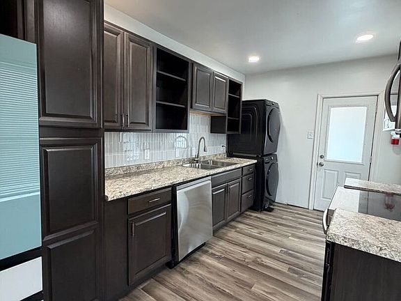 3rd image of 361 E Ross St APT 2