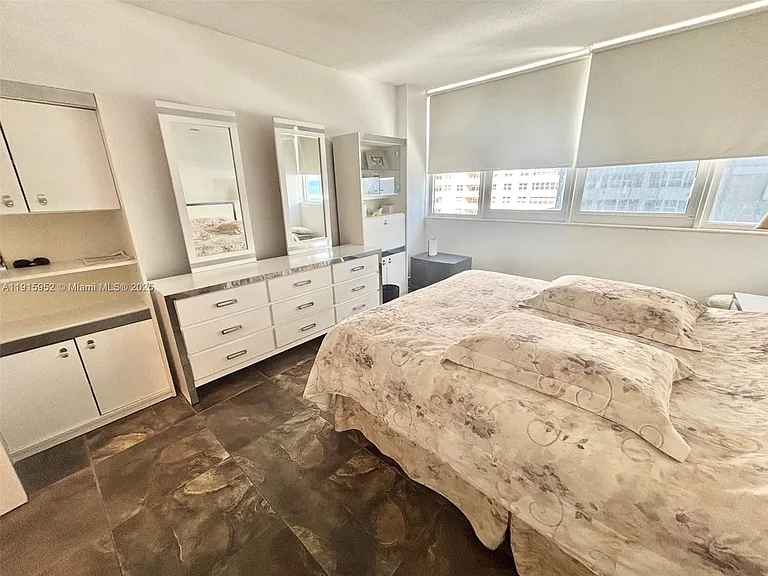 2030 S Ocean Dr #521 — Photo 11