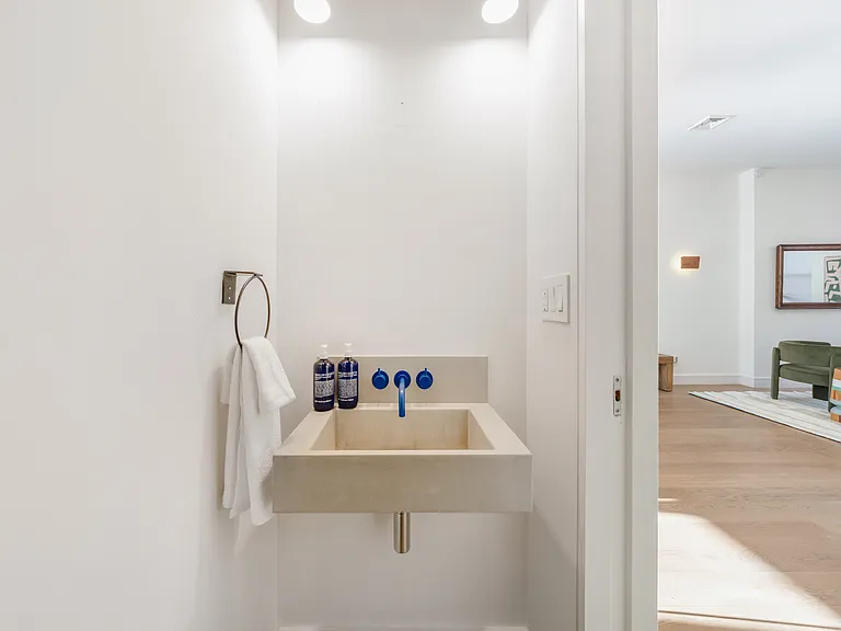230 Bergen St #1 — Photo 20