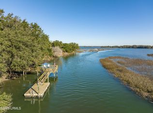 34 Eustis Landing Rd, Beaufort, SC 29907