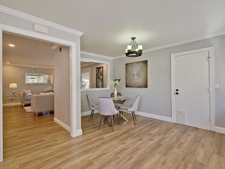 5259 Meridian Ave — Photo 4