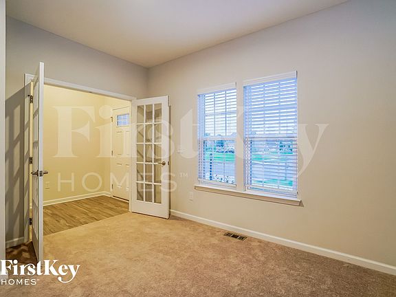 2nd image of 717 Wallace Dr
