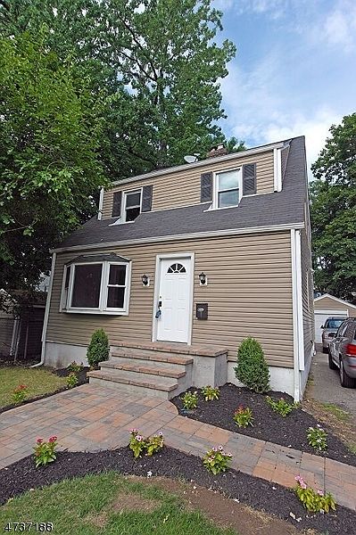 1st image of 40 Hoffman Blvd