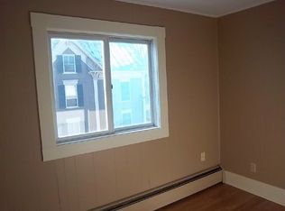 2 Main Pl, Waterville, ME 04901