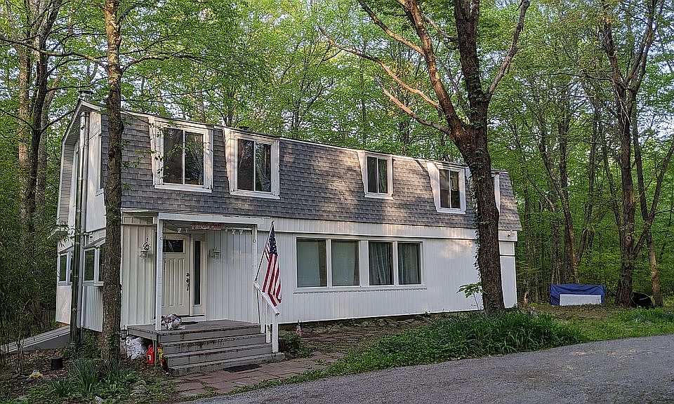 2nd image of 66 Medaugh Rd