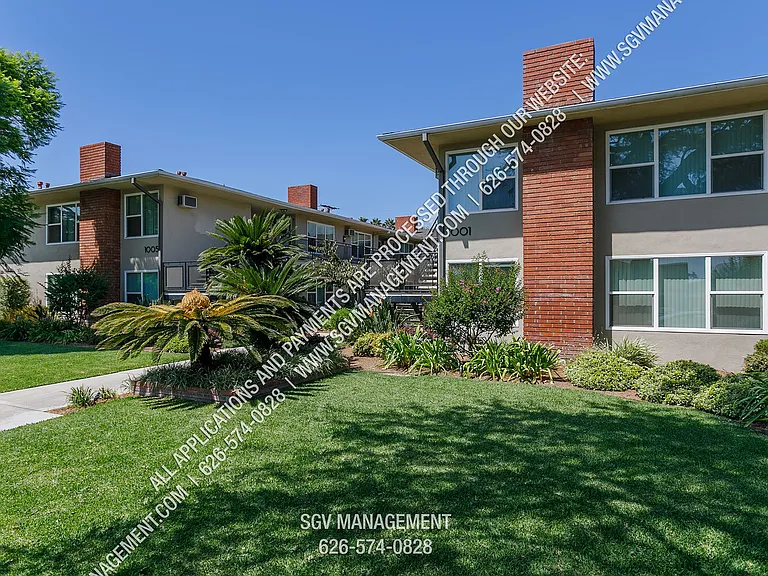 1001-1005 W Huntington Dr — Photo 3