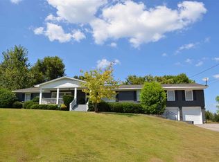 108 Gwindale Ln, Gadsden, AL 35901