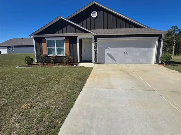 11457 Pinus Ln, Moundville, AL 35474