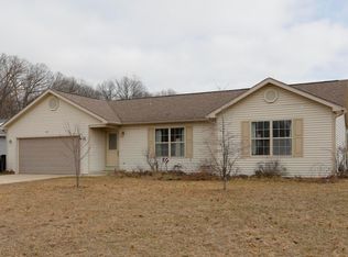 293 Zak Rd, Plainwell, MI 49080