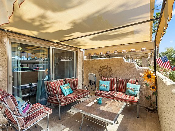 4th image of 14300 W BELL Road #321