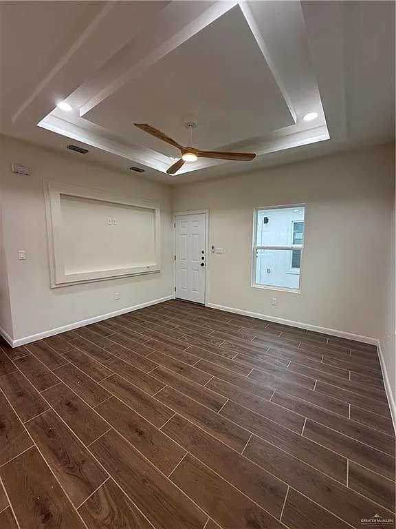 Building Photo - 1301 Woodlands Trl #4