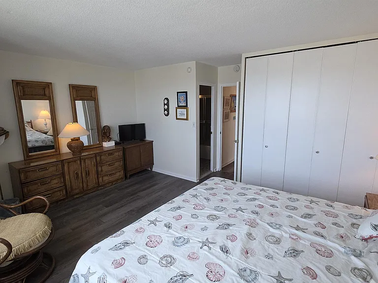 9400 Atlantic Ave #718 — Photo 13