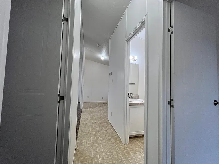 7826 E Juanita Ave — Photo 7