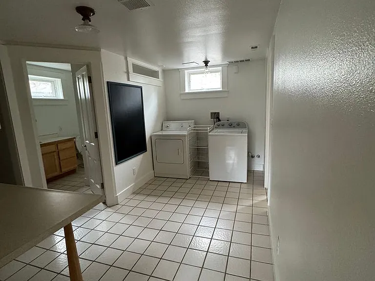 1304 N Tejon St — Photo 18