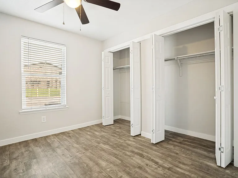 Gazebo Apartments (Denton, Tx) — Photo 38