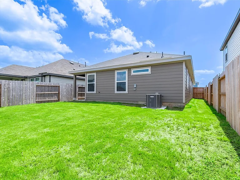 4519 Pinehurst Trace Dr — Photo 36