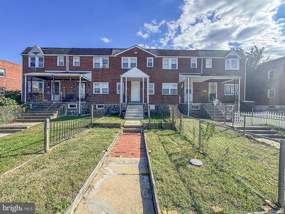1st image of 333 Magnolia Ter