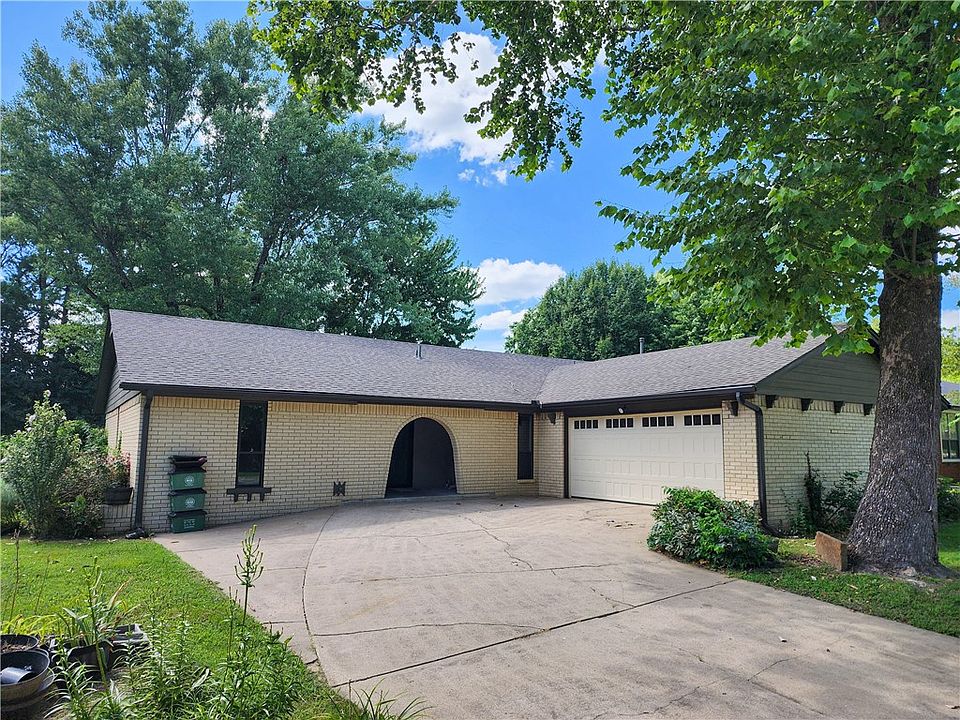 1st image of 3055 N Loxley Ave