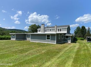 963 Mitchell St, Hillsdale, NY 12529