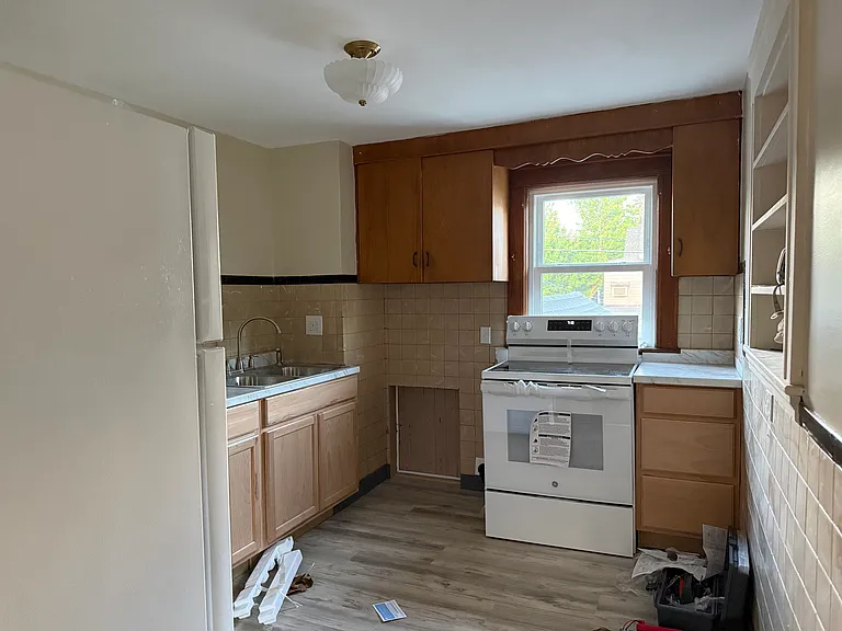 60 Harvard St #2 — Photo 8
