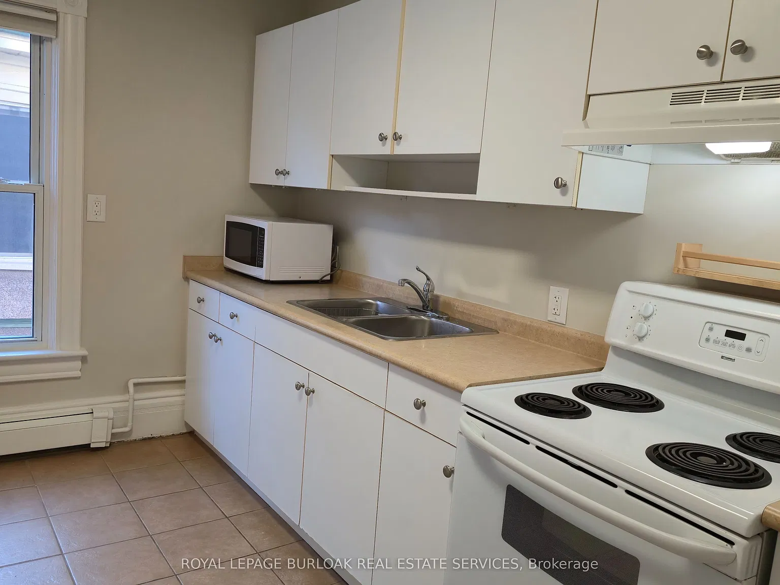 2 bed, $1,800 — Photo 3