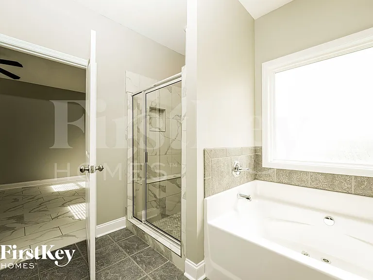 100 Orchard Ln — Photo 13