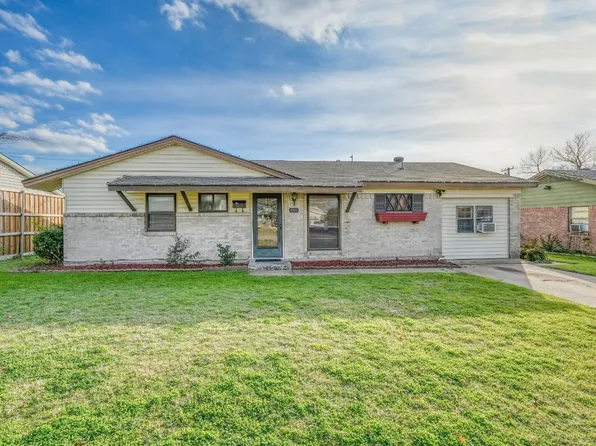 11322 Crescendo Dr, Dallas, TX 75238