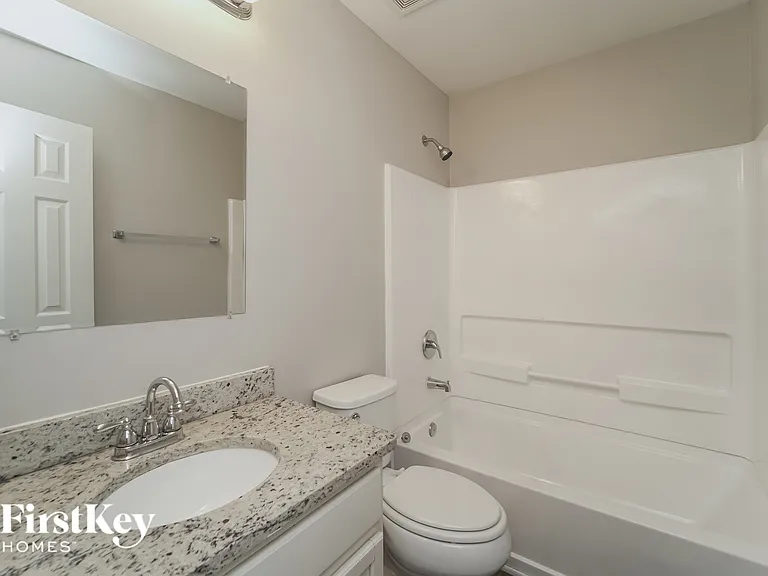 7008 Hidden Creek Dr — Photo 14