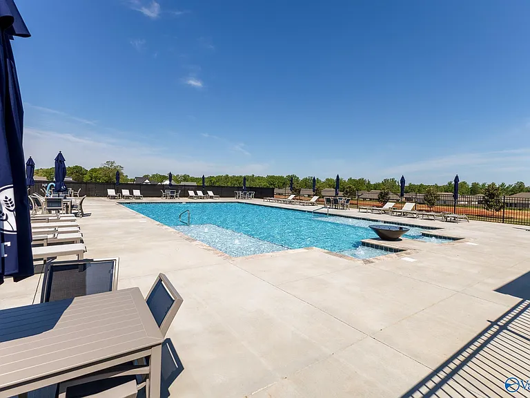 217 John Clift Cir — Photo 27