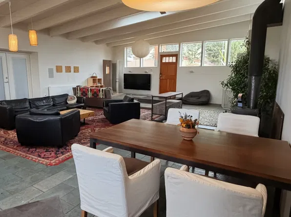 1211 Old Pecos Trl, Santa Fe, NM 87505