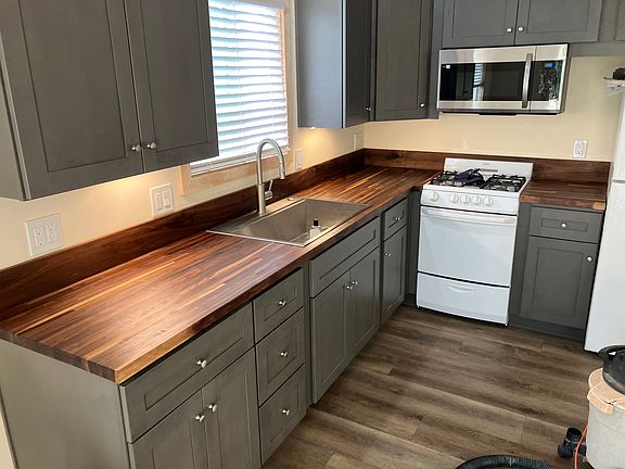 5th image of 909 San Juan Pl
