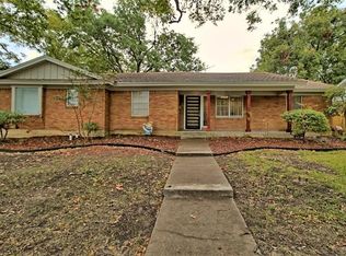 5801 Whitman Ave, Fort Worth, TX 76133