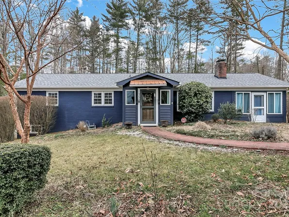 159 Arthur Ln, Hendersonville, NC 28791