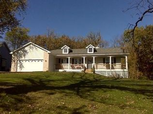 28676 W Golf View Dr, Spring Grove, IL 60081